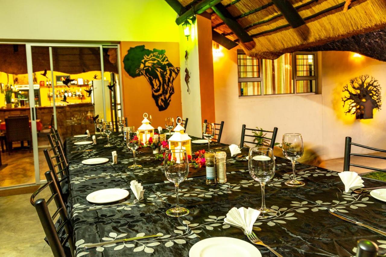 Lion'S Den Guesthouse Otjiwarongo Esterno foto